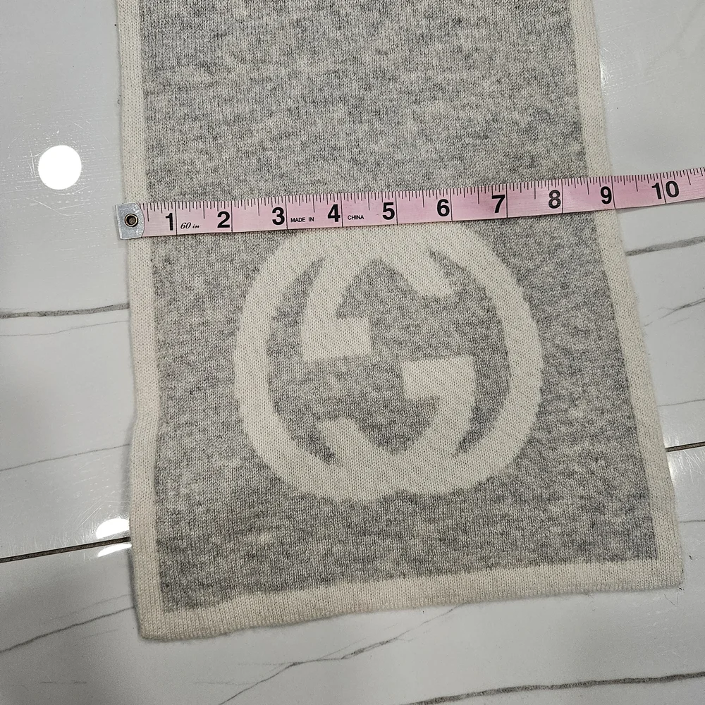 EUC Gucci Cashmere Gray and Cream Scarf - Picture 8 of 11